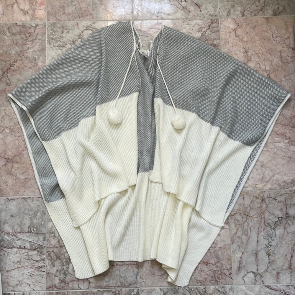 LC Lauren Conrad sweater poncho